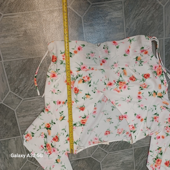 Meraki Cream Floral Wrap Blouse Size XL - Picture 11 of 13